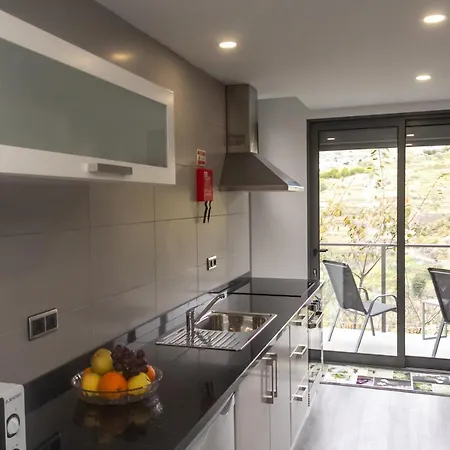Amoreira House 4* Кальета