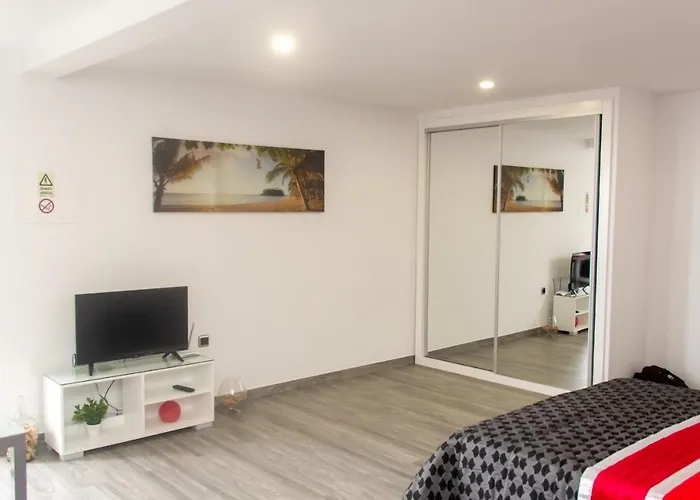 게스트하우스 Amoreira House 4*